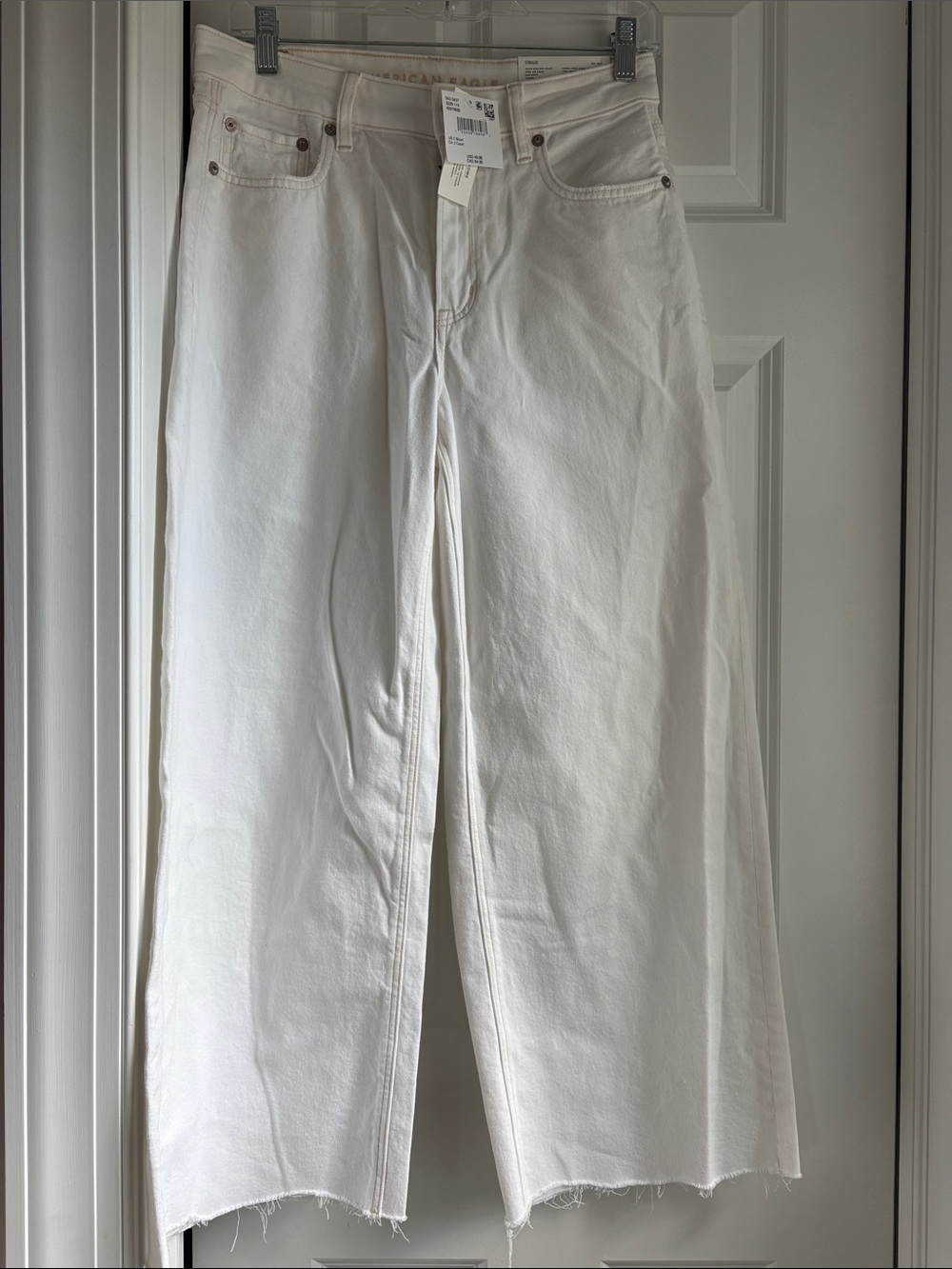 NWT American Eagle AE Strigid Super High Rise Wide Leg Ankle Jeans White 2S